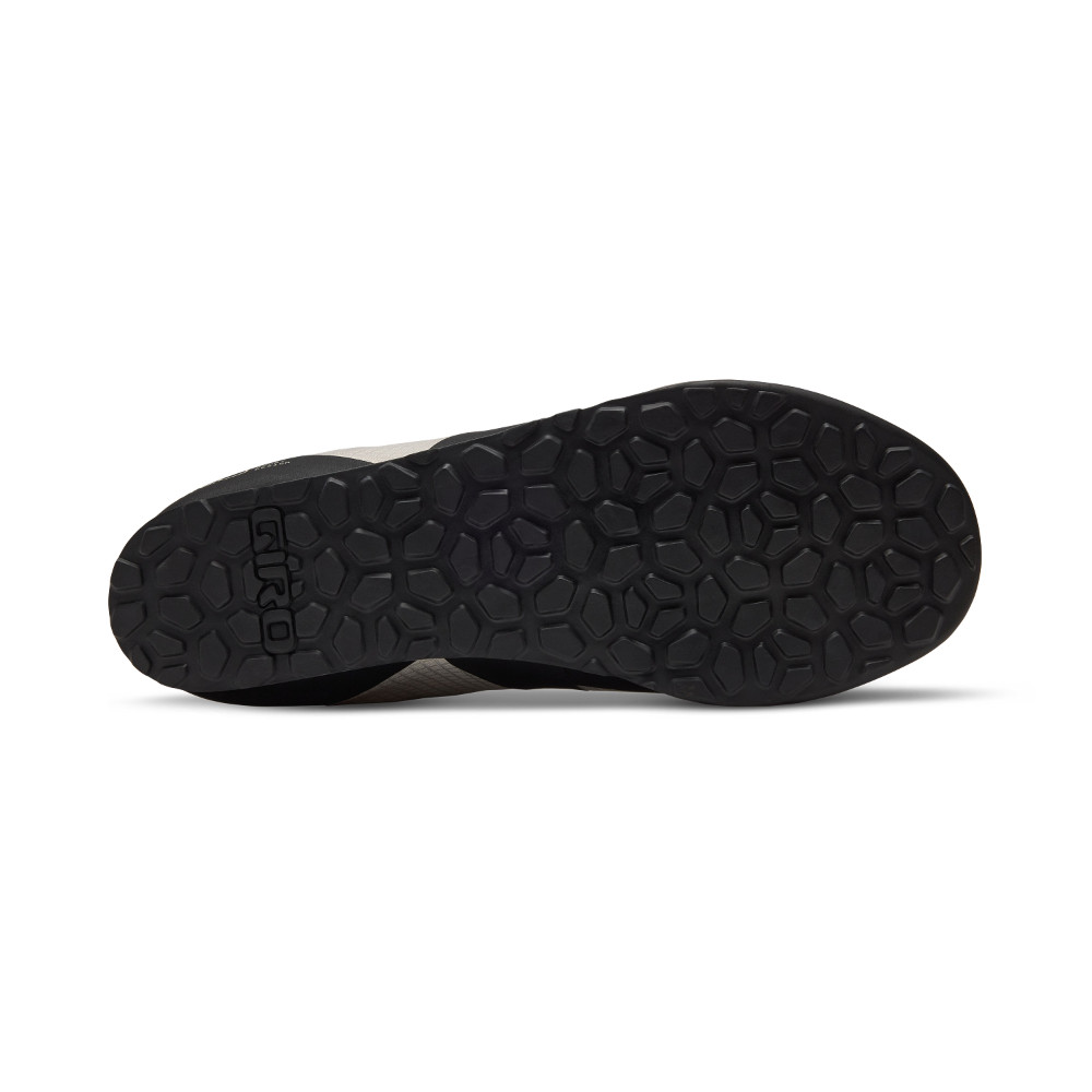 2026 Giro Tracker Shoe | Revolutionbikeshop.com