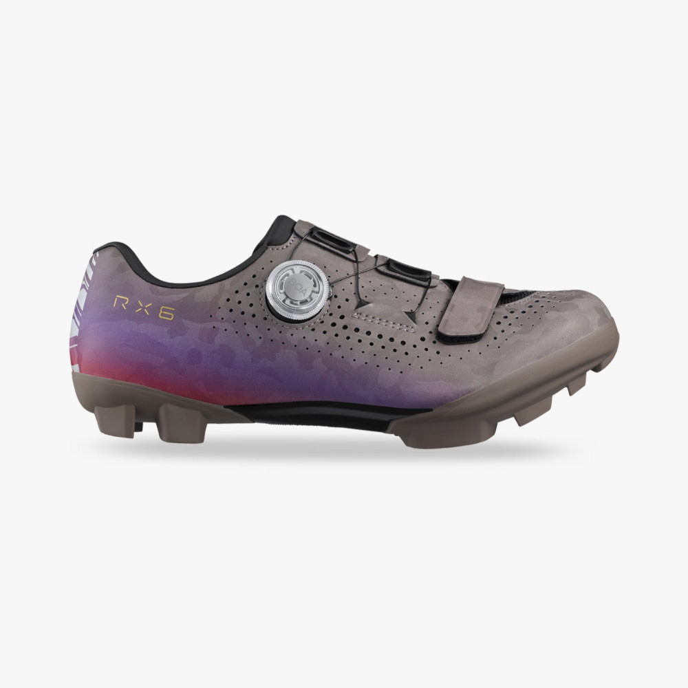 2026 Shimano Women's SH-RX600 | RevolutionBikeShop.com