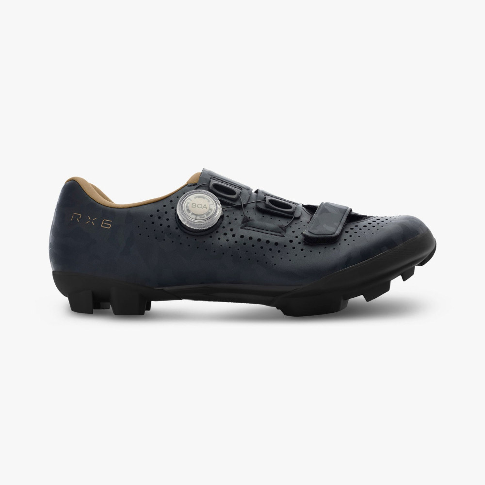 2026 Shimano Women's SH-RX600 | RevolutionBikeShop.com