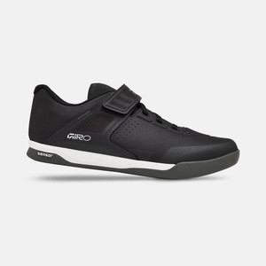 Giro - RevolutionBikeShop.com