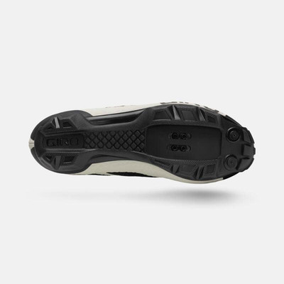 2024 Giro Sector Shoe | Revolutionbikeshop.com