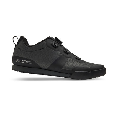 2026 Giro Tracker Shoe | Revolutionbikeshop.com