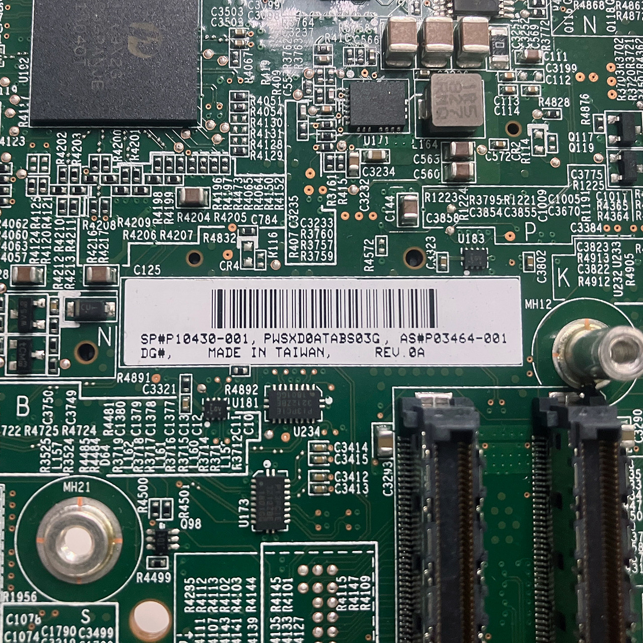 HPe P10430-001 HPe EL300 Carrier Board P03464-001