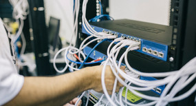 How to Choose the Right Server for Your Small Business