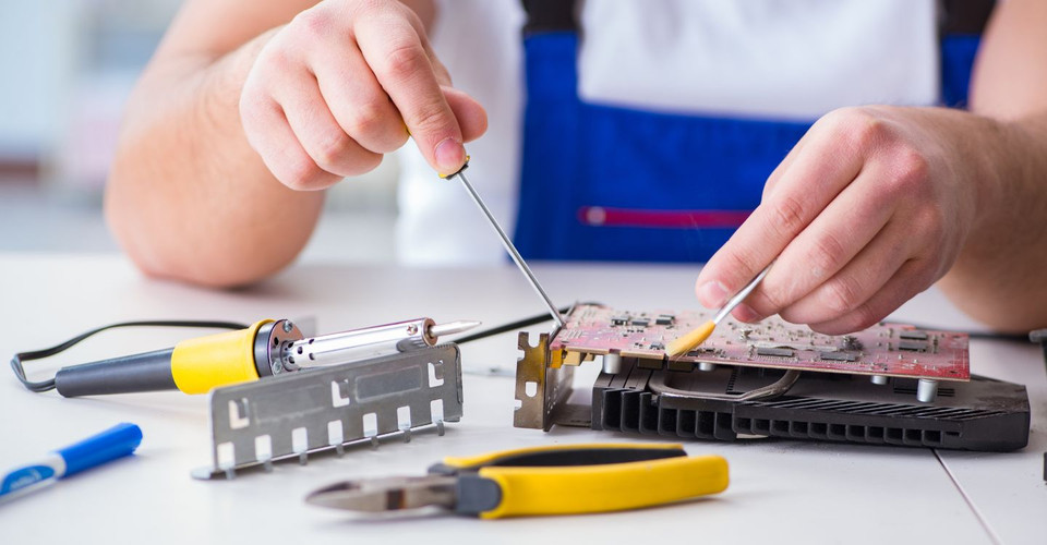 Four Reasons To Choose Us for a Refurbished Dell Workstation