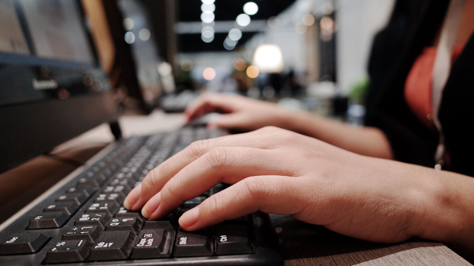 Why Choose ServerWorlds for IBM Refurbished Workstations?