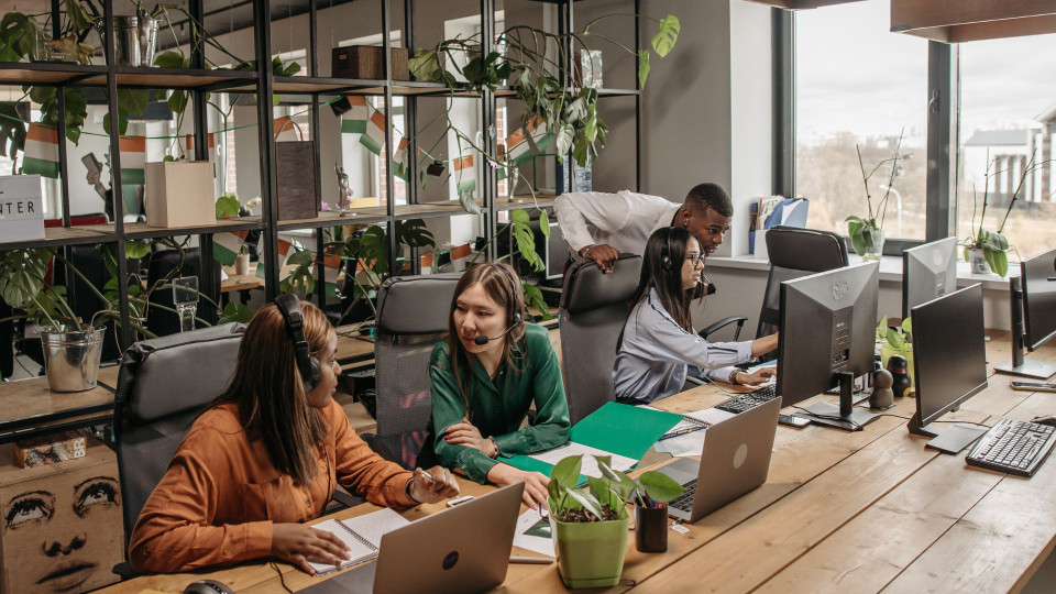 How to Choose the Right Refurbished Server for Your Business Needs