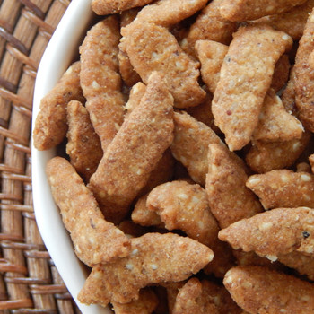 Nsctdxetbhcwlm Bring the sauce to a boil then add the cornstarch slurry. https www georgehowe com hot spicy sesame sticks