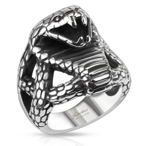 Fierce Cobra Ring
