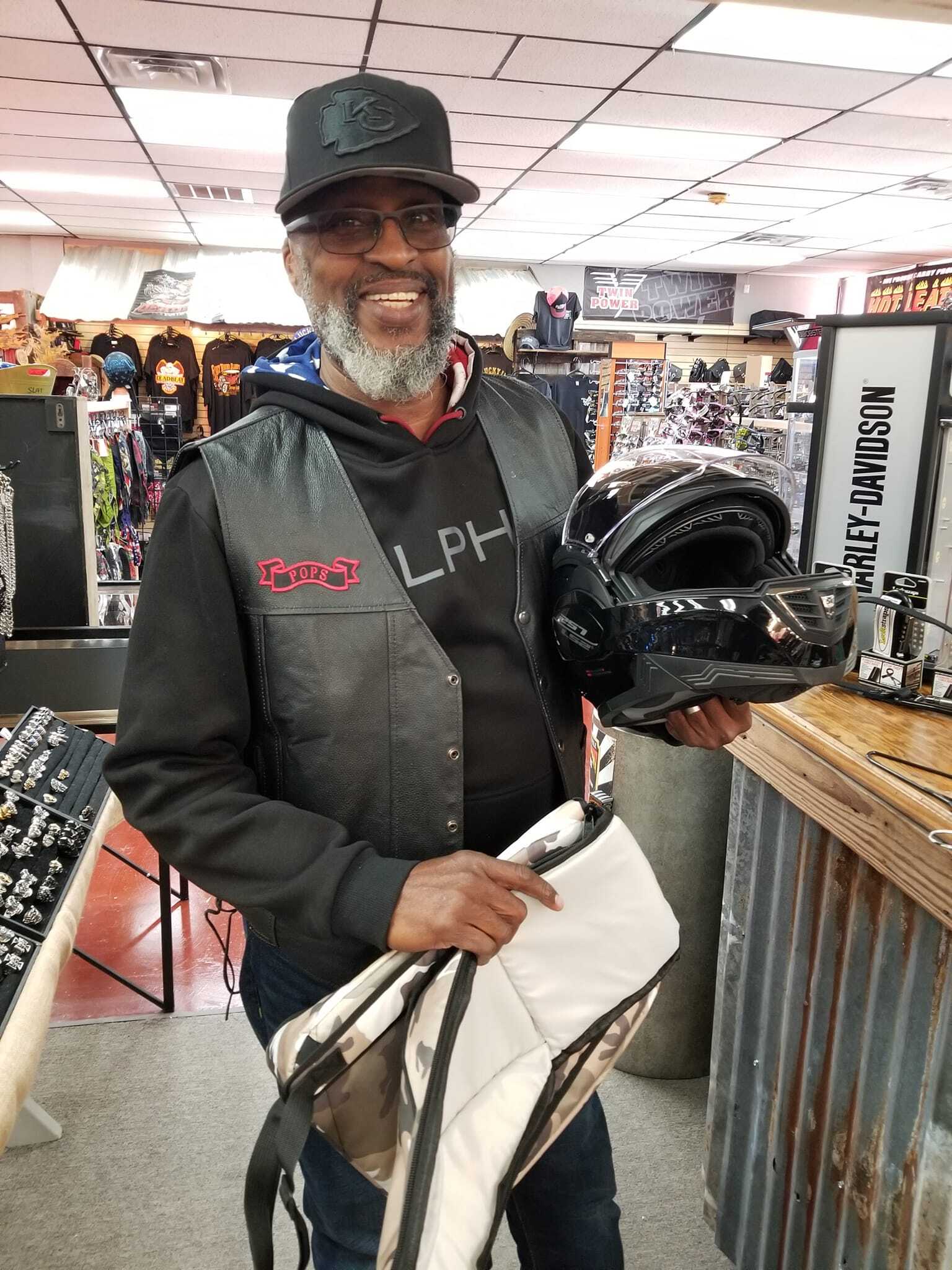 riders-biker-supply-10.jpg