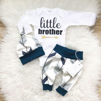 little brother coming home outfit