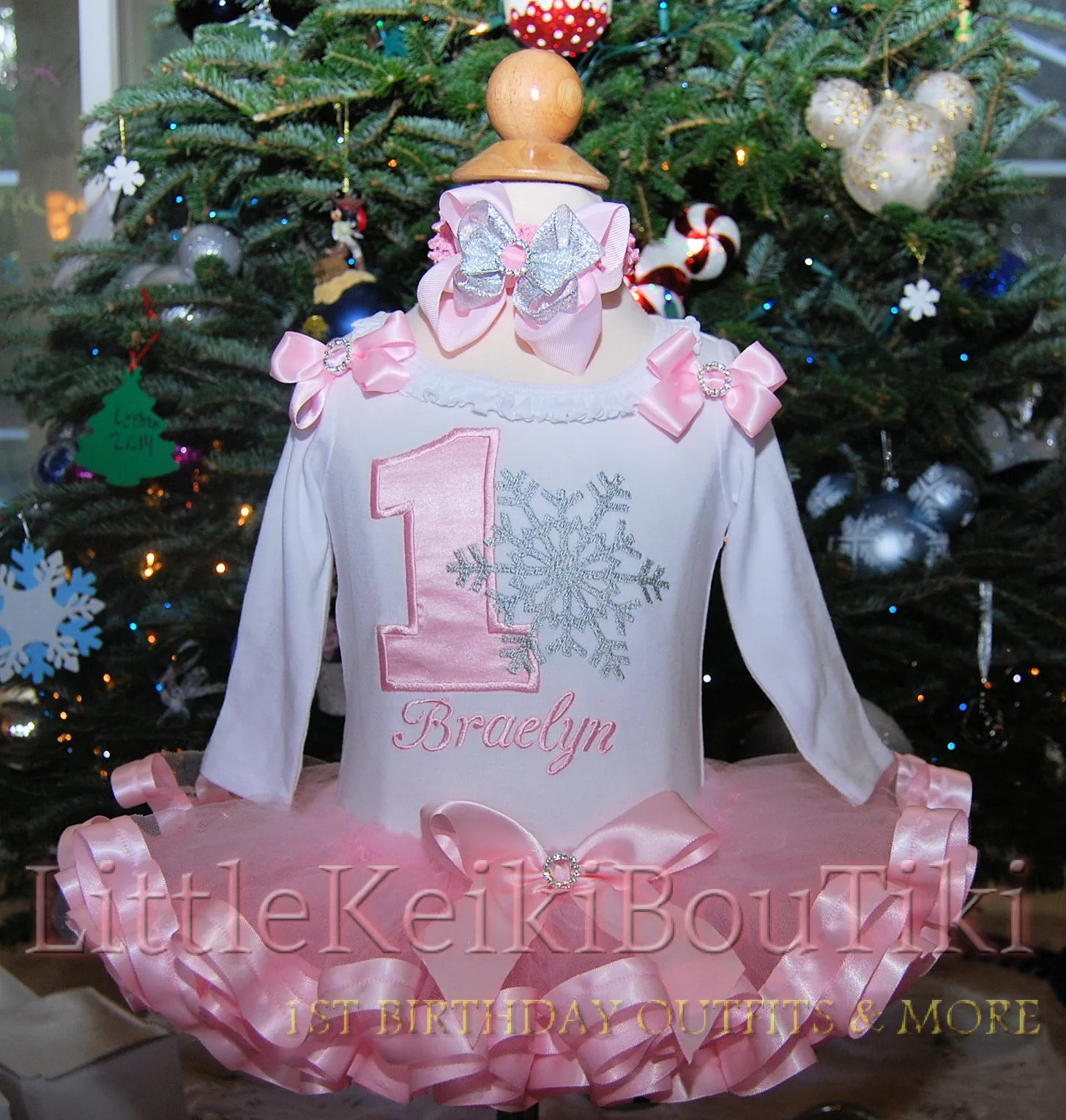 onederland outfit 1st Birthday Winter Onederland 1st birthday outfit girl snowflake princess birthday tutu outfit first birthday