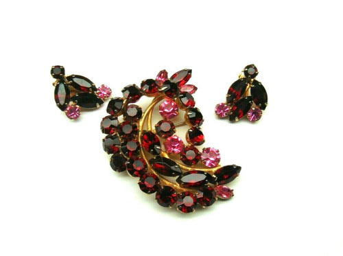 Vintage Brooch Earring Set Ruby Rhinestone Clip Old Juliana Style