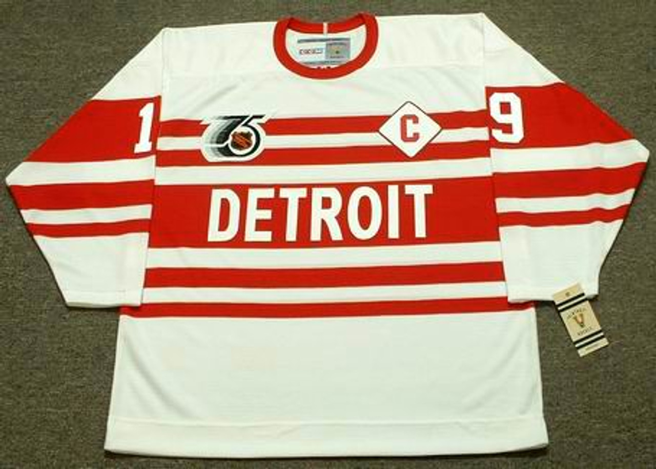 Detroit Red Wings 1991-92 jersey artwork, This is a highly …