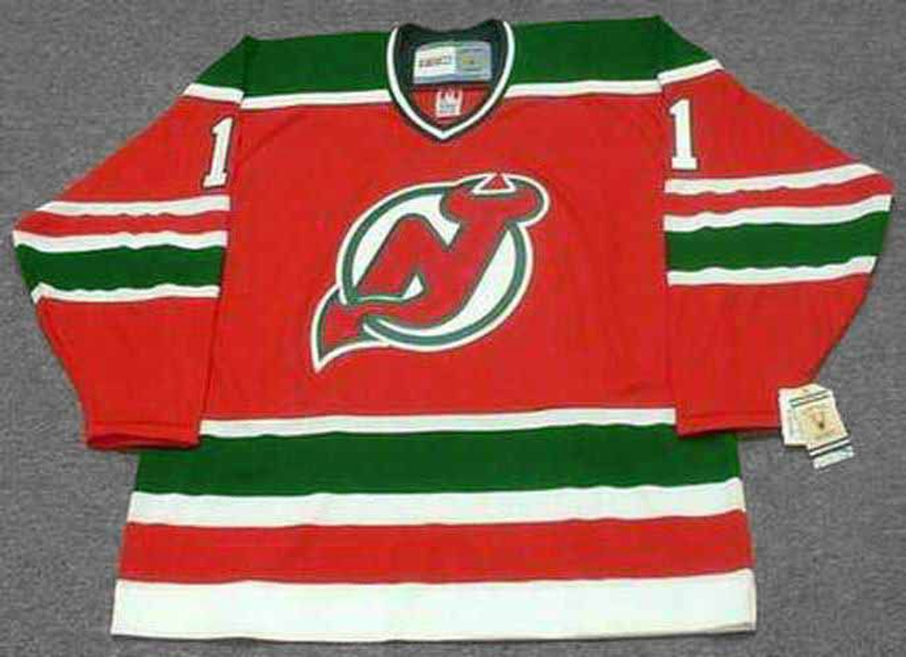 Vintage 1980s New Jersey Devils NHL Hockey Jersey / Sportswear 