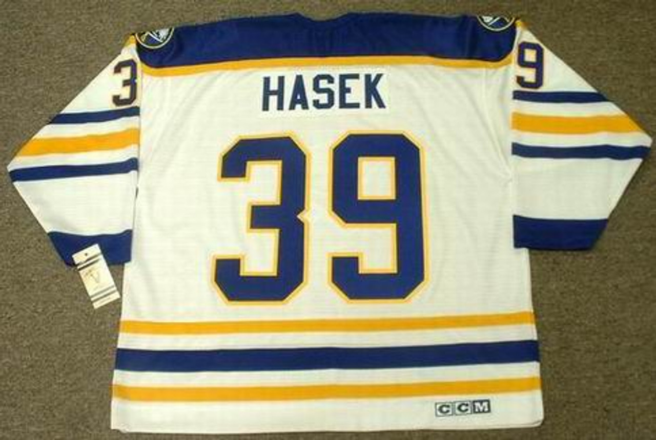 Dominik Hasek 1999 Buffalo Sabres Away CCM Vintage Throwback NHL Hockey  Jersey