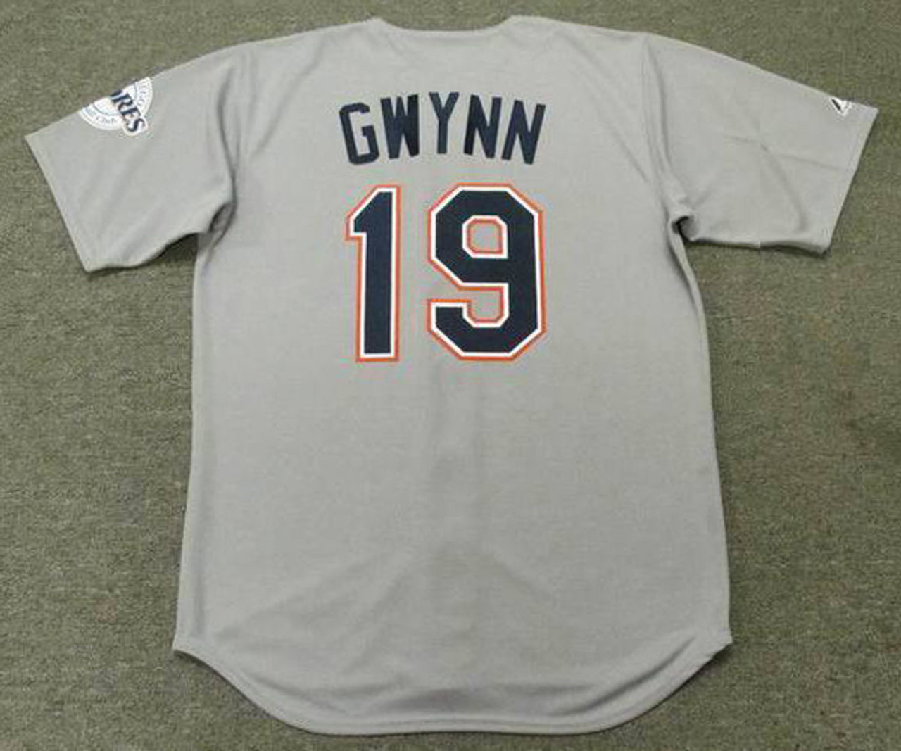 TONY GWYNN  San Diego Padres 1997 Away Majestic Throwback Baseball Jersey