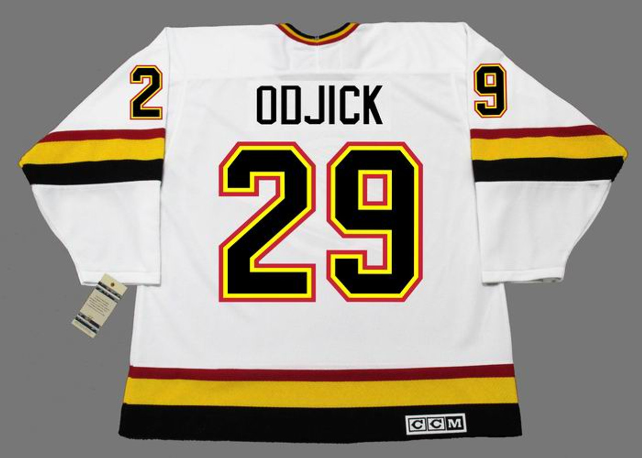 canucks jersey white