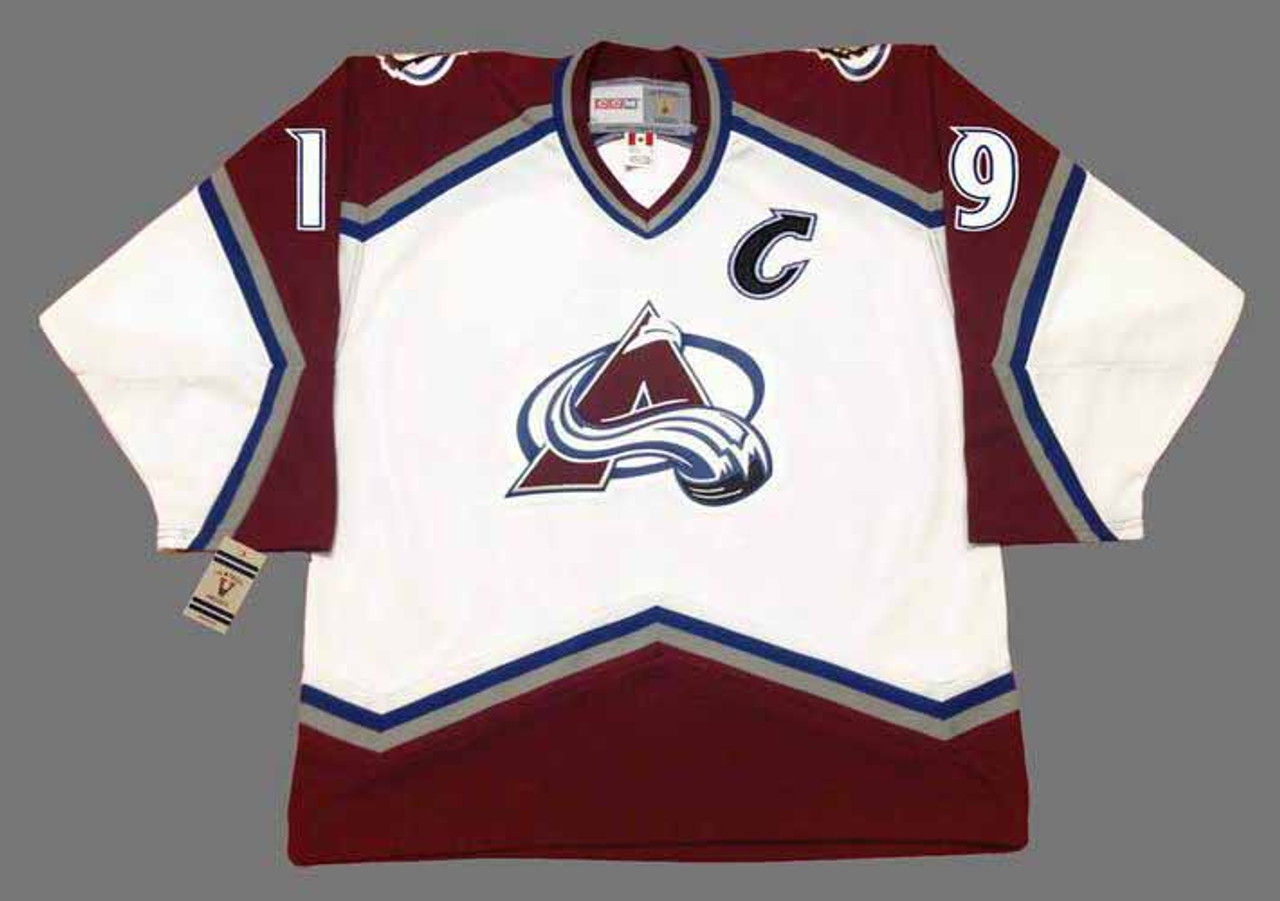 Vintage Colorado Avalanche Joe Sakic #19 Hockey NHL CCM Jersey