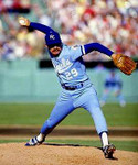 DAN QUISENBERRY Kansas City Royals 1985 Away Majestic Throwback Baseball Jersey - ACTION