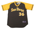 GAYLORD PERRY San Diego Padres 1979 Away Majestic Baseball Throwback Jersey - FRONT