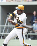 WILLIE STARGELL Pittsburgh Pirates 1980 Home Majestic Throwback Baseball Jersey - action