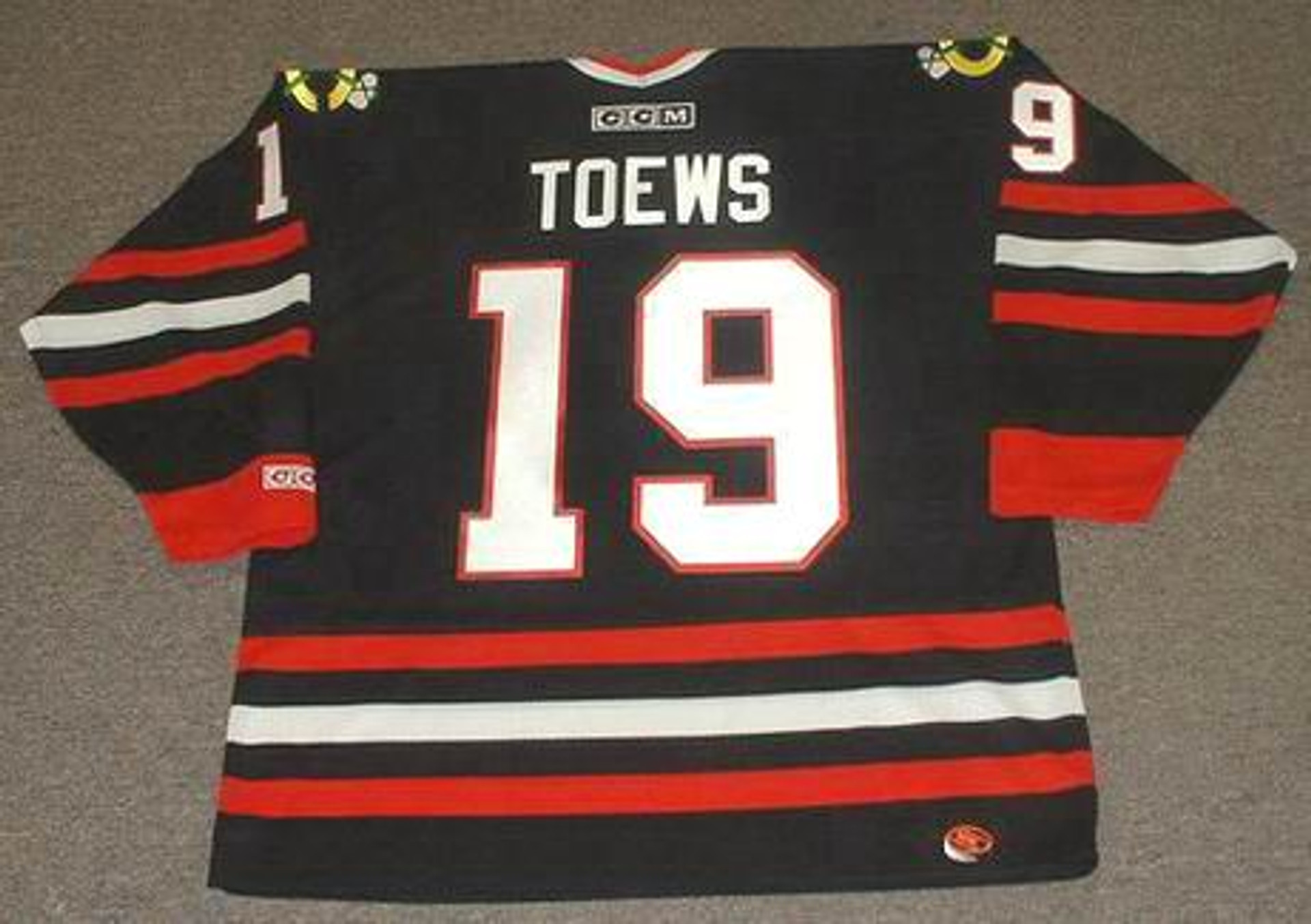 Toews hockey jersey Clearance