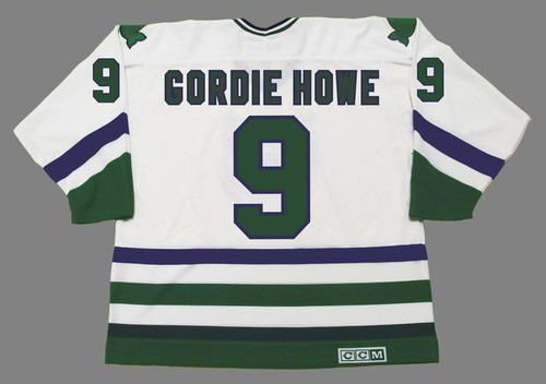 Vintage Gordie Howe jersey nears $70,000 mark