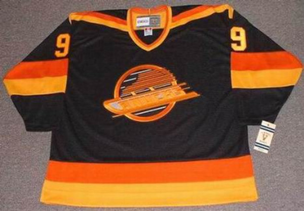 Vintage Vancouver Canucks CCM Hockey Jersey 