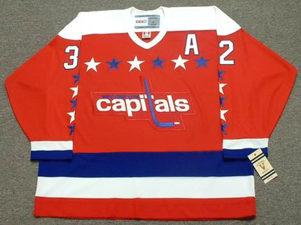 DALE HUNTER 1990 Away CCM Vintage Throwback Washington Capitals hockey jersey - FRONT