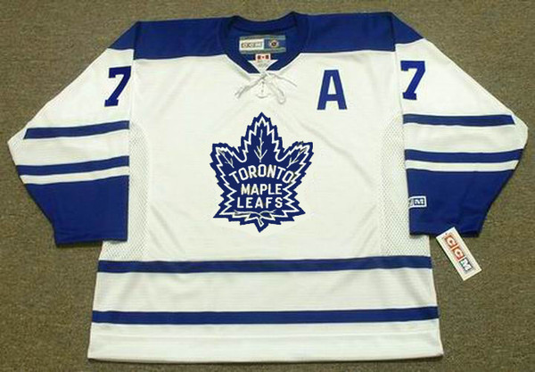 1980 toronto maple leafs jersey