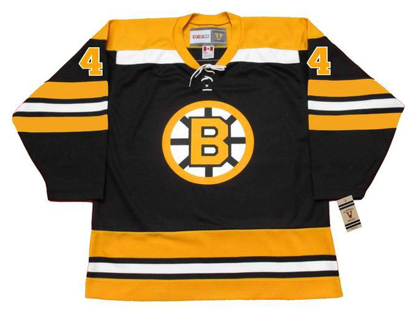 Bobby Orr jersey fetches $191,200 - The Globe and Mail