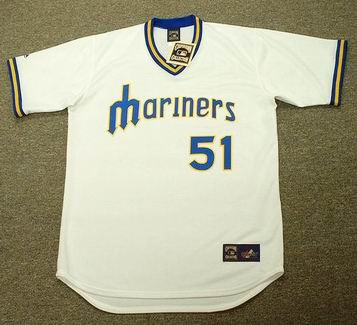 ICHIRO SUZUKI Seattle Mariners 1970's Majestic Cooperstown