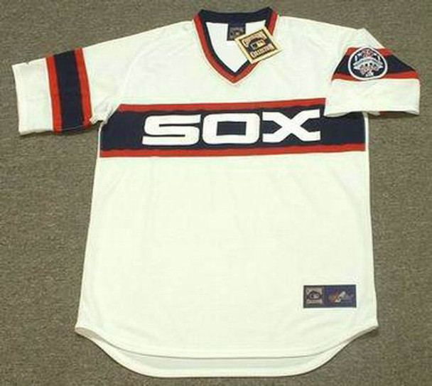 CARLTON FISK  Chicago White Sox 1985 Home Majestic Throwback Baseball  Jersey
