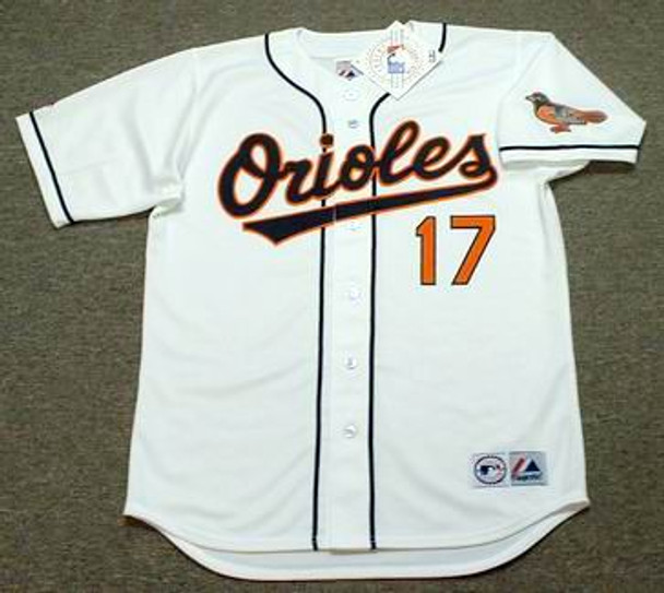 1980's BALTIMORE ORIOLES MAJESTIC COOPERSTOWN COLLECTION JERSEY L - Classic  American Sports
