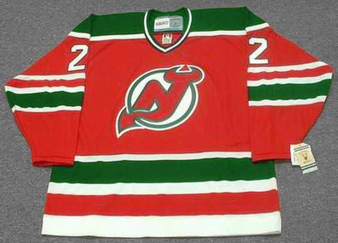 Merry Christmas: New Jersey Devils Don Red-and-Green Uniforms