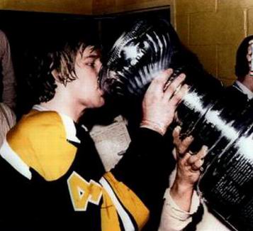 BOBBY ORR BOSTON BRUINS CCM VINTAGE 1970 REPLICA NHL JERSEY – Hockey  Authentic