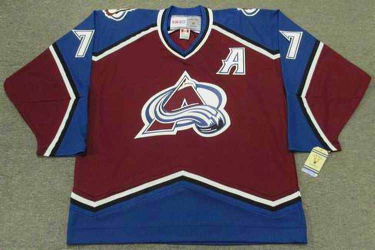 Colorado Avalanche former captain SAKIC Quebec Nordiques 1992 Away CCM  Throwback NHL Hockey Jersey