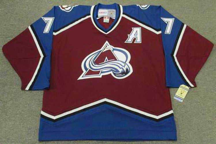 Vintage Starter NHL Colorado Avalanche Hockey Jersey Size. XL 