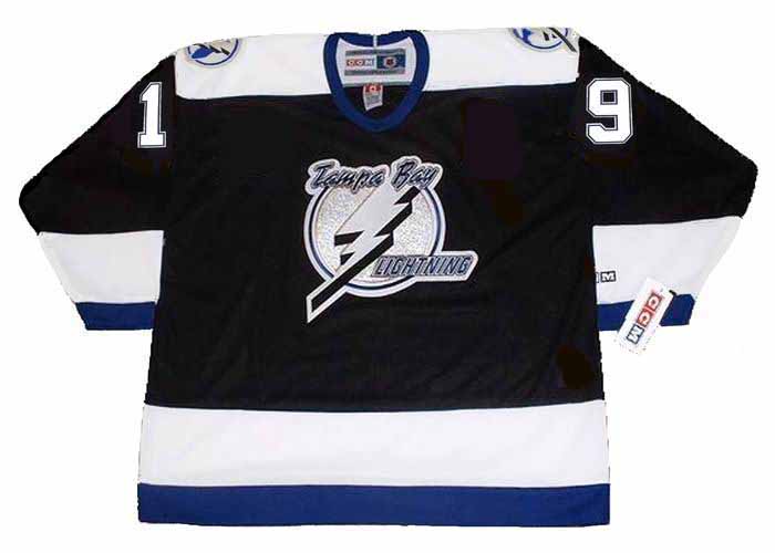 Tampa Bay Lightning unveil retro jersey with 2004 throwback vibe
