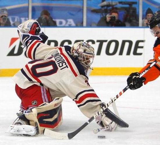 Pass or Fail: New York Rangers 2012 Winter Classic jerseys