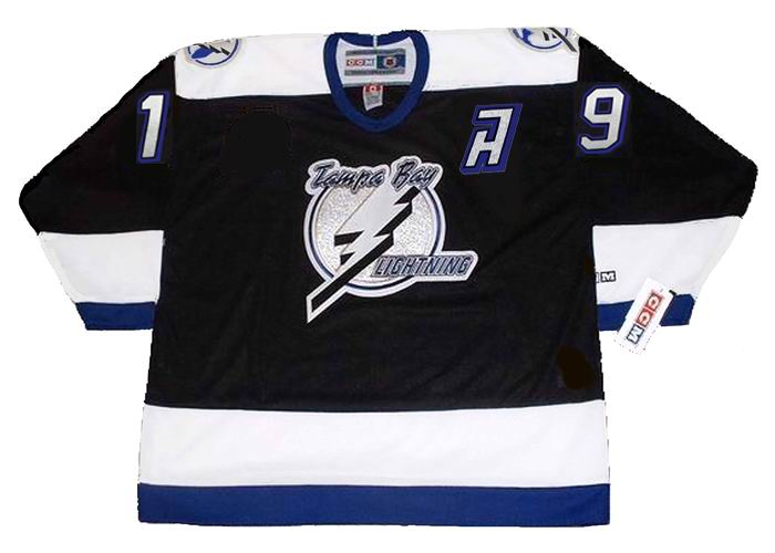 Sold at Auction: BRIAN BRADLEY NO. 19 SIGNED TAMPA BAY LIGHTNING JERSEY