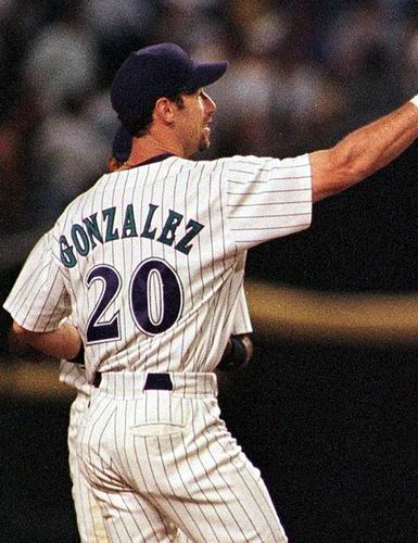 MAJESTIC  LUIS GONZALEZ Arizona Diamondbacks 2001 Throwback Home