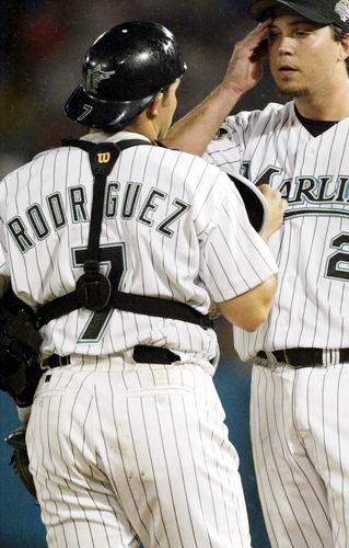 461 Ivan Rodriguez Marlins Photos & High Res Pictures - Getty Images