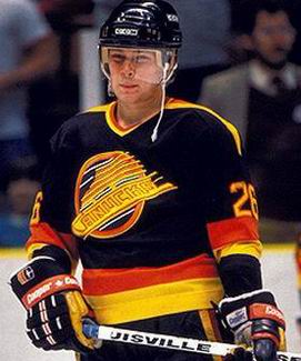 TONY TANTI Vancouver Canucks 1987 CCM Vintage Throwback Away NHL