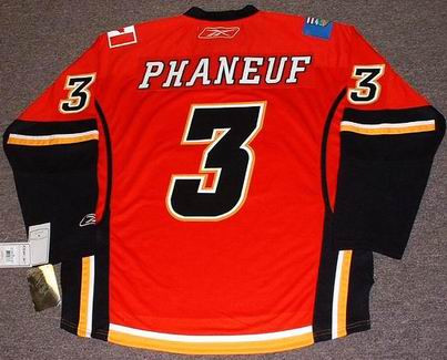 ThingsIBuyForYou Dion Phaneuf Vintage Calgary Flames CCM Hockey Jersey (M)