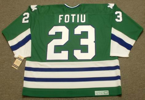 Hartford Whalers 1979-82, 1983-85 - The (unofficial) NHL Uniform Database