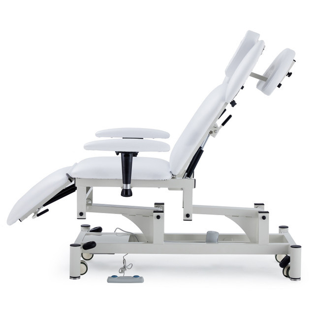 Pro-Rise Treatment Table