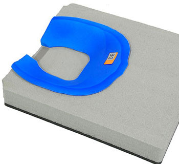 Jay 3 cushion offers excellent positioning with deep contours.