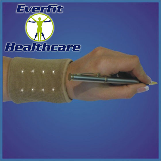 D WICKS SLIP ON MAGNETIC WRIST SUPPORT